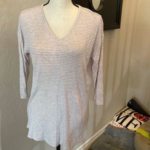 Market & Spruce size small 3/4 sleeve top